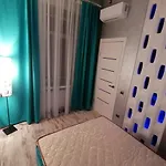 сам центр міста! оперний 5хв *