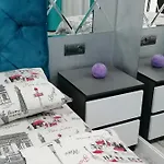 сам центр міста! оперний 5хв דירה *