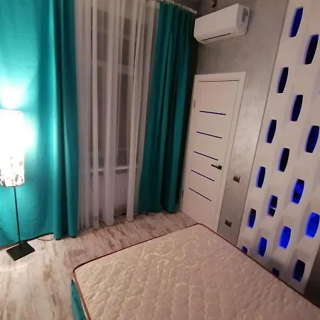 сам центр міста! оперний 5хв *